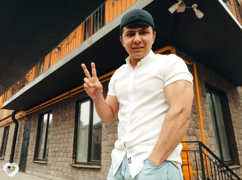 Тимур, 26, Гатчине — анкета №2263685