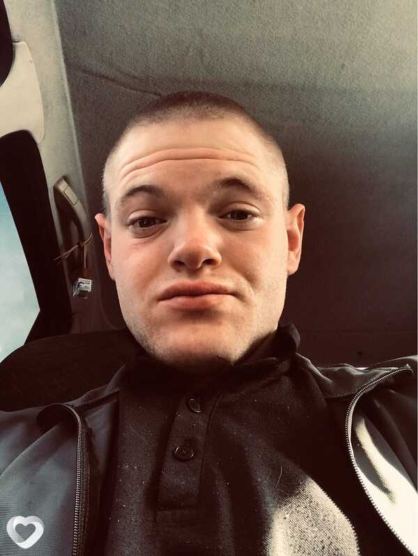 Александр, 22, Уфе — анкета №2263688