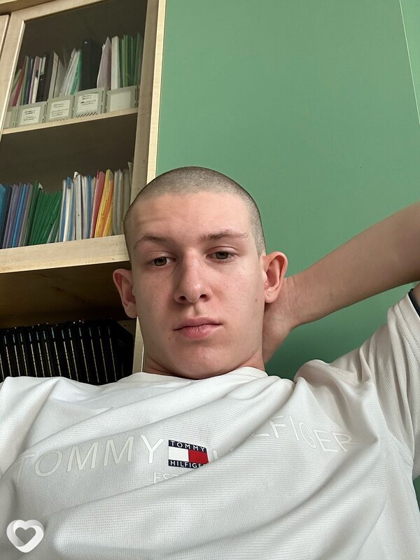 Алексей, 20, Москве — анкета №2264184