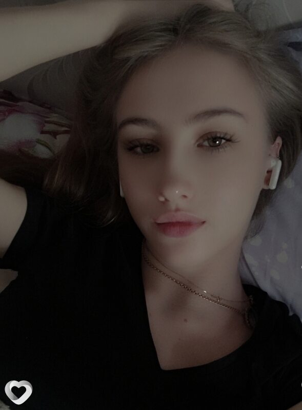 Диана, 21, Новосибирске — анкета №2264505