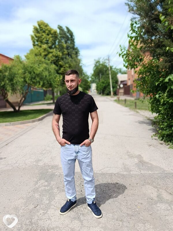 Виталий, 27, Аксае — анкета №2265042