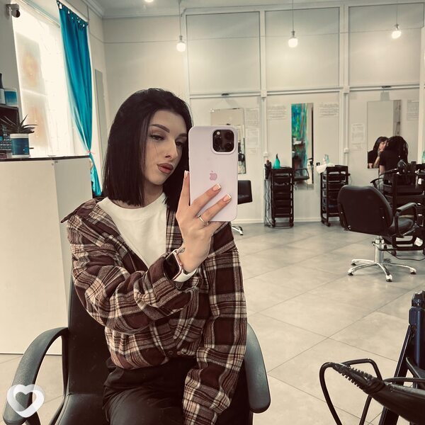 Карина, 21, Бресте — анкета №2265349