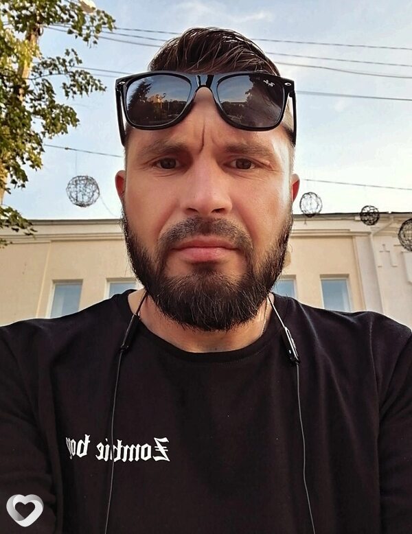 Артём, 44, Истре — анкета №2265801