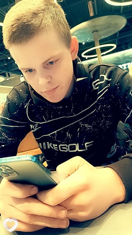 Алексей, 20, Красноярске — анкета №2265939