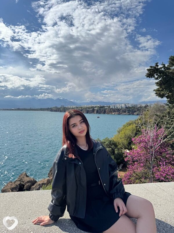 Елена, 23, Екатеринбурге — анкета №2265887