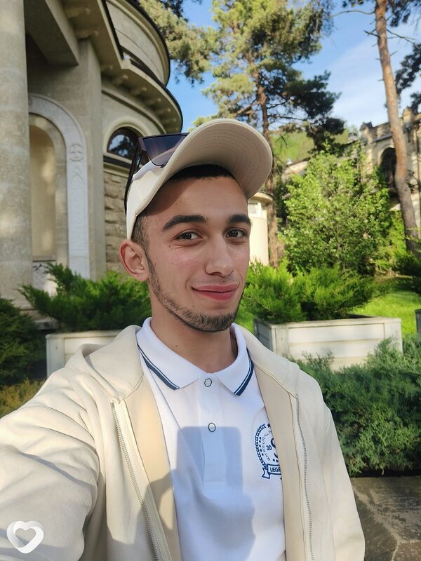 Эльчин, 22, Пятигорске — анкета №2266085