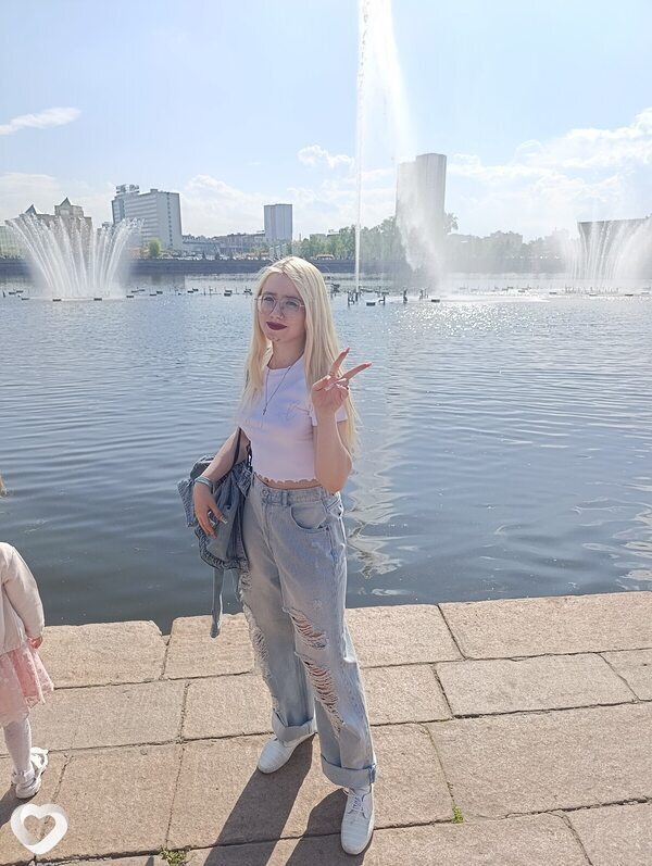 Арина, 20, Москве — анкета №2266717