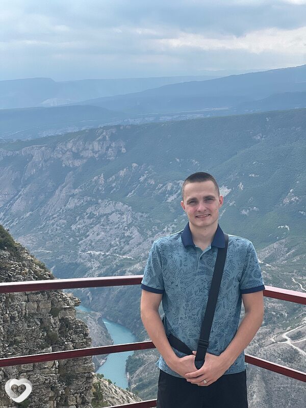Арсений, 22, Санкт-Петербурге — анкета №2267129