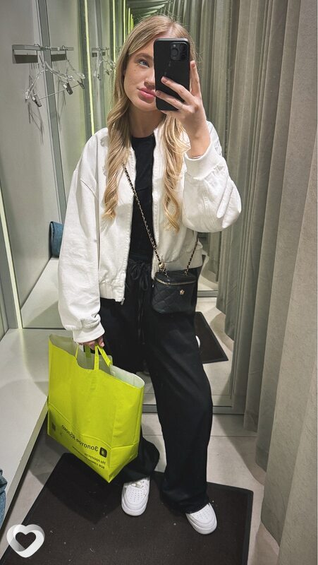 Злата, 21, Москве — анкета №2267136