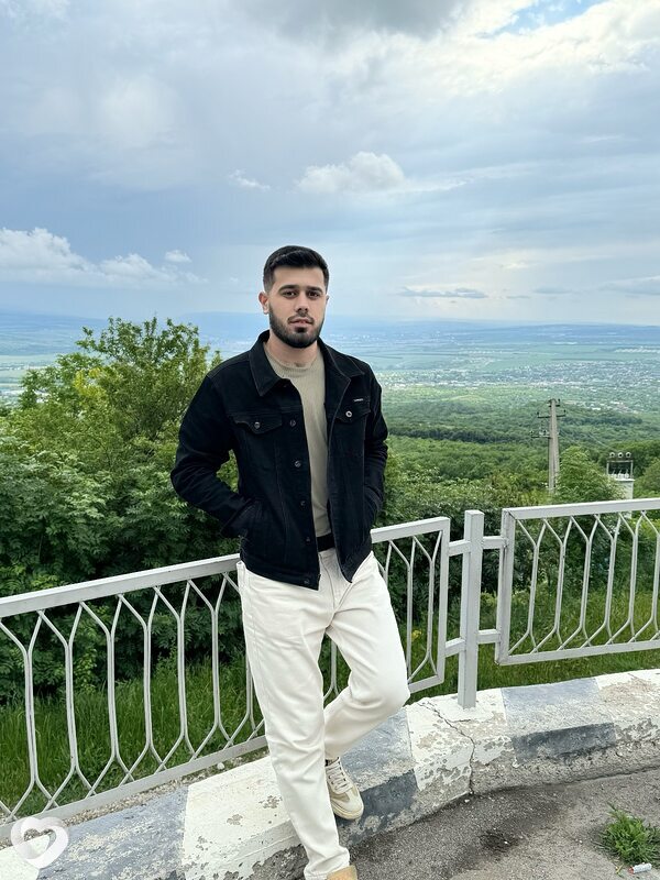 Камран, 25, Пятигорске — анкета №2267166