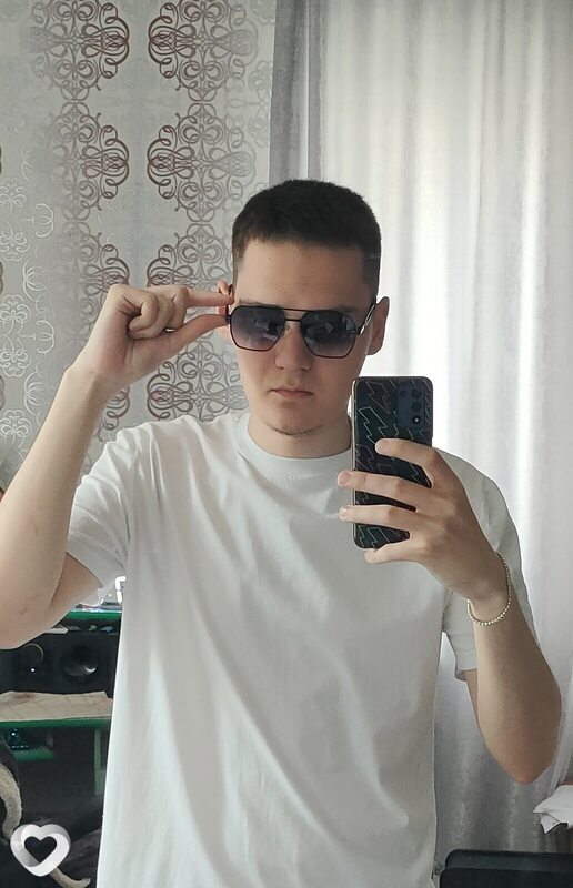 Максим, Троицк