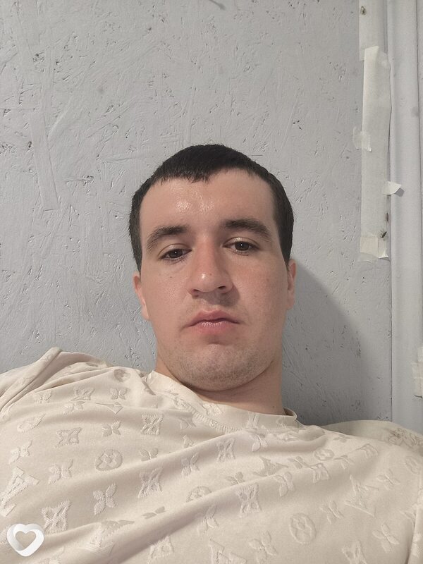Аваззод Хучамер, 22, Нижневартовске — анкета №2268051