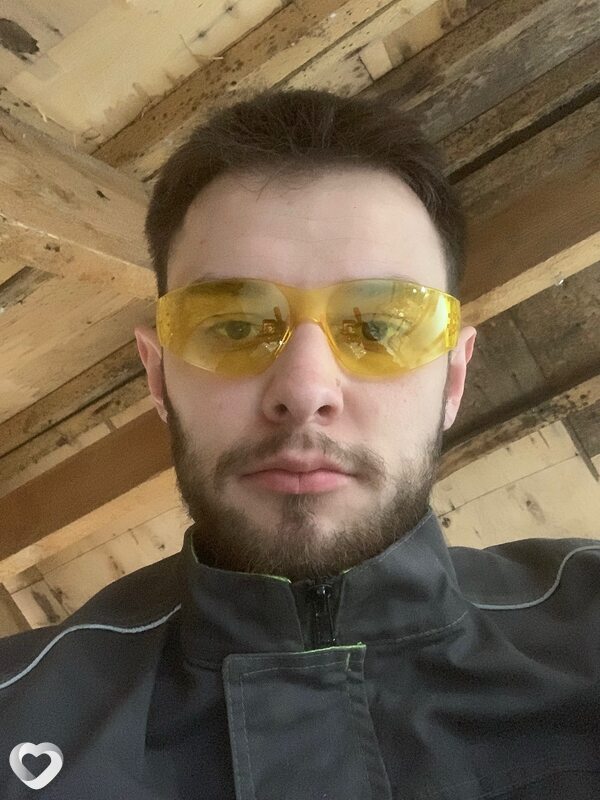Максим, 24, Москве — анкета №2268743