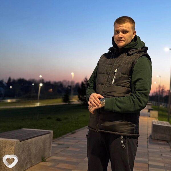 Артём, 21, Пушкино (Московская Обл) — анкета №2268753