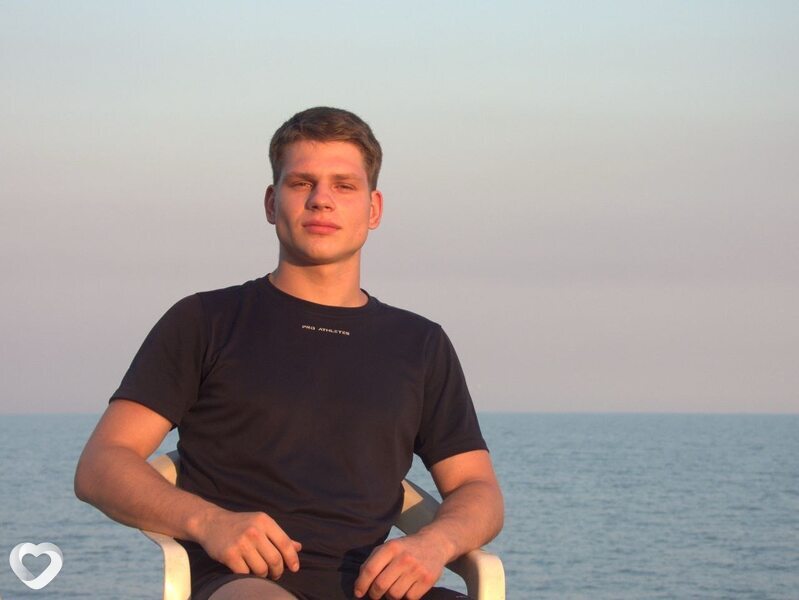 Иван, 22, Санкт-Петербурге — анкета №2268359