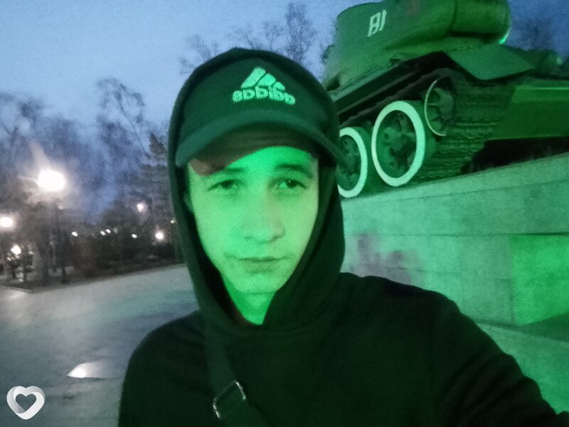 Александр, 21, Владивостоке — анкета №2270364