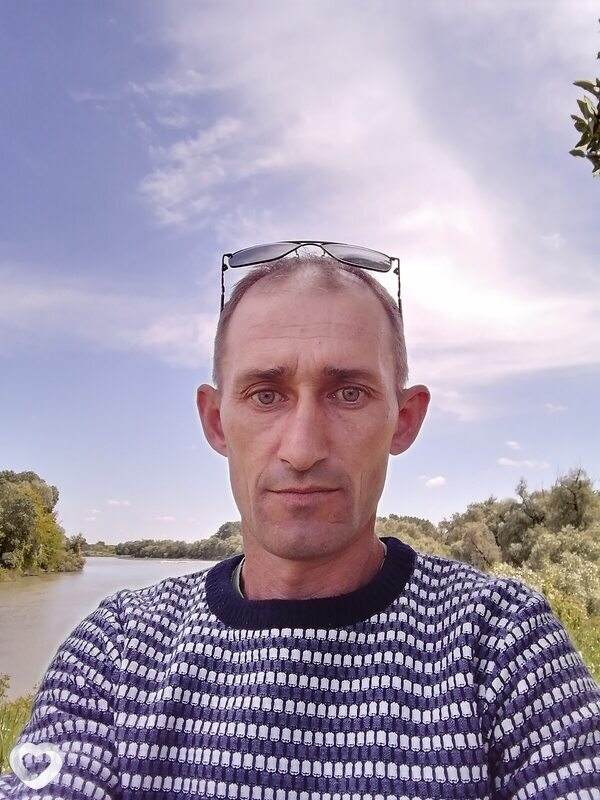 Виктор, 41, Крымске — анкета №2270010