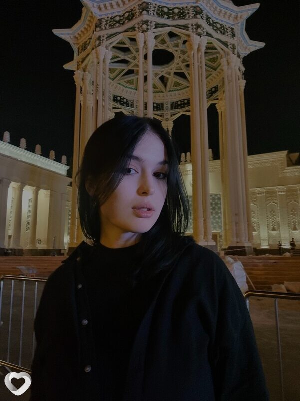Полина, 20, Старом Осколе — анкета №2270161