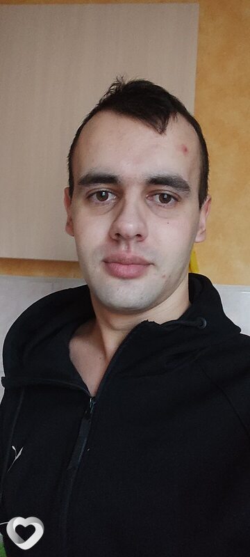 Максим, 26, Рубцовске — анкета №2270178