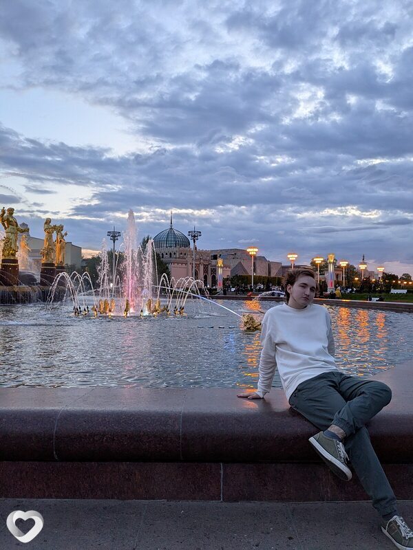 Даня, 23, Москве — анкета №2270529