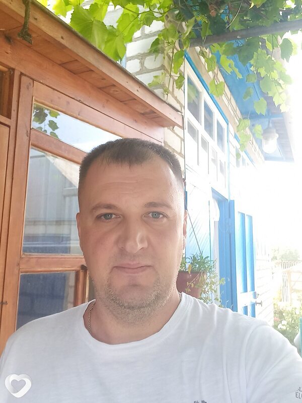 Артём, 36, Алексеевка (Белгородская Обл) — анкета №2271269