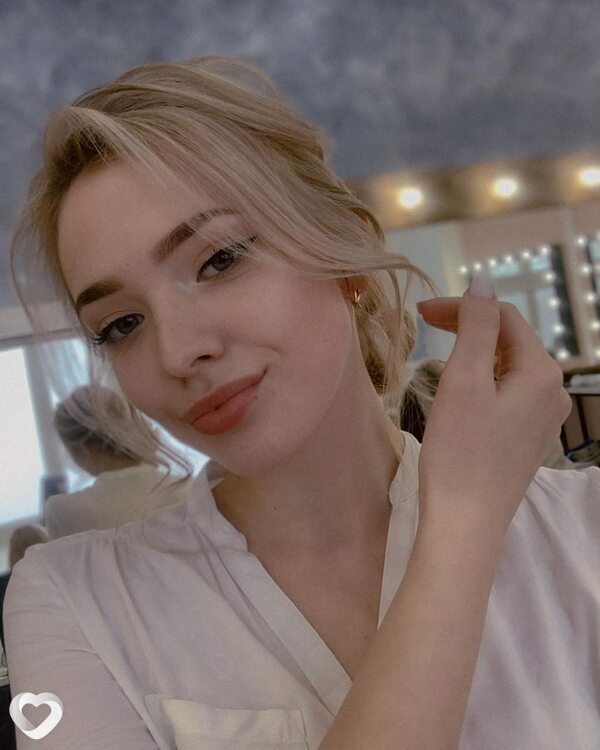 Елизавета, 25, Барнауле — анкета №2271223