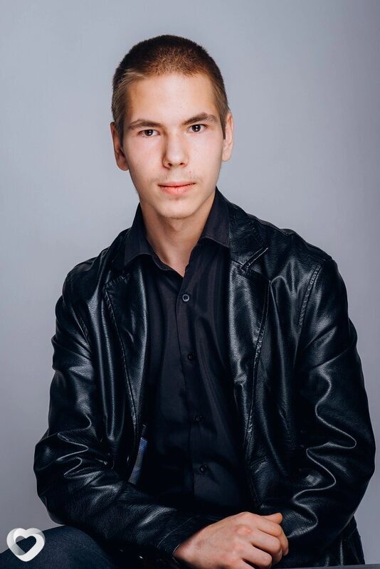 Сергей, 23, Котласе — анкета №2271534