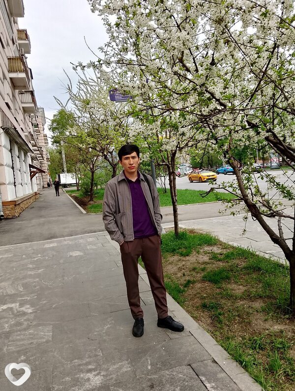 Дима, 26, Москве — анкета №2271515