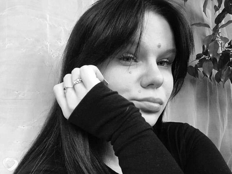 Алина, 23, Санкт-Петербурге — анкета №2272137