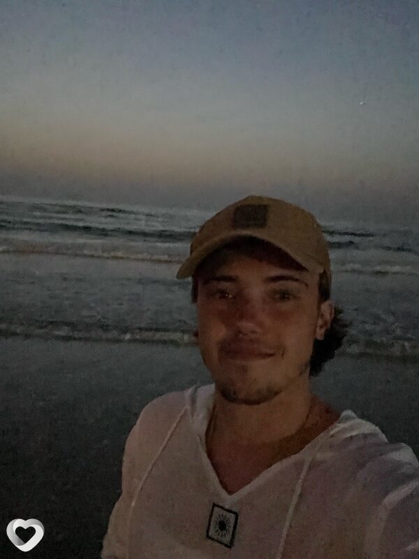 Иван, 21, Челябинске — анкета №2272145