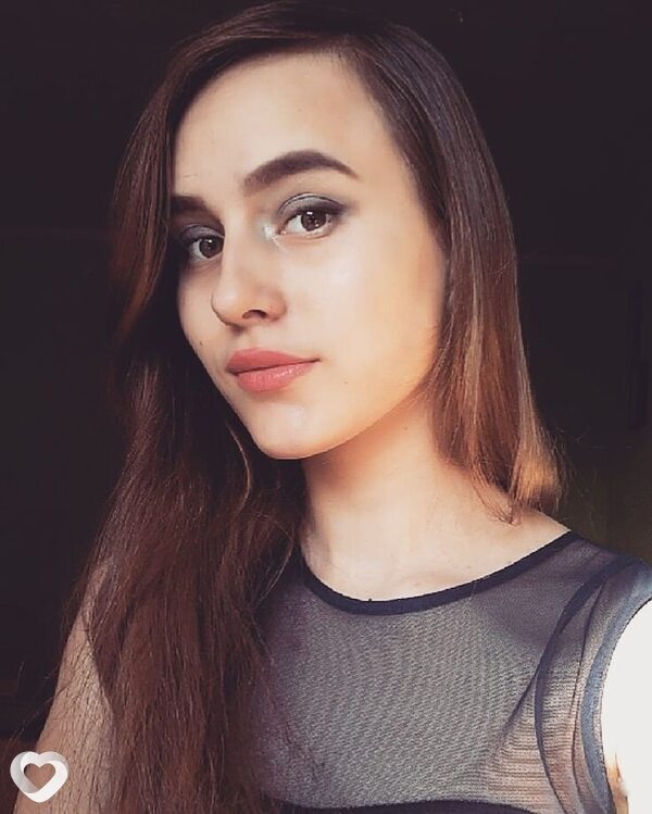 Алиса, 19, Ялте — анкета №2271645