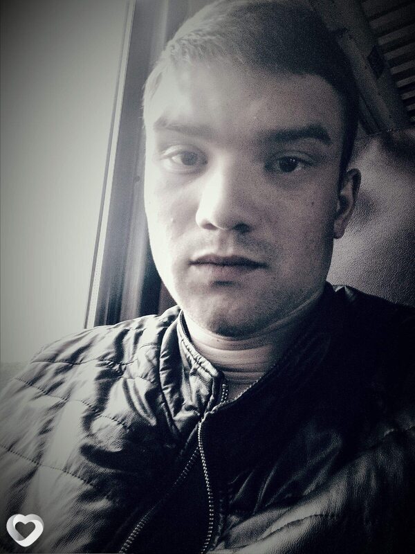 Михаил, 23, Новоалтайске — анкета №2272008