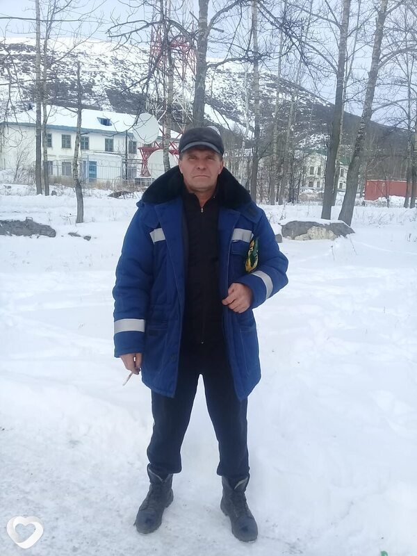 Юрий, 60, Омске — анкета №2272102