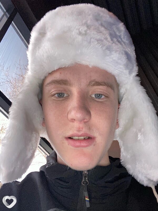 Алексей, 21, Барнауле — анкета №2272792