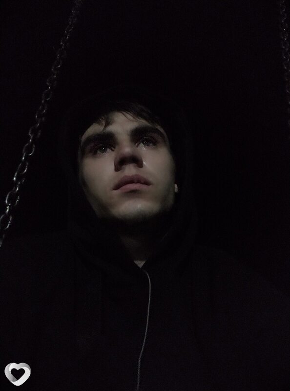 Сергей, 19, Павлодаре — анкета №2272931