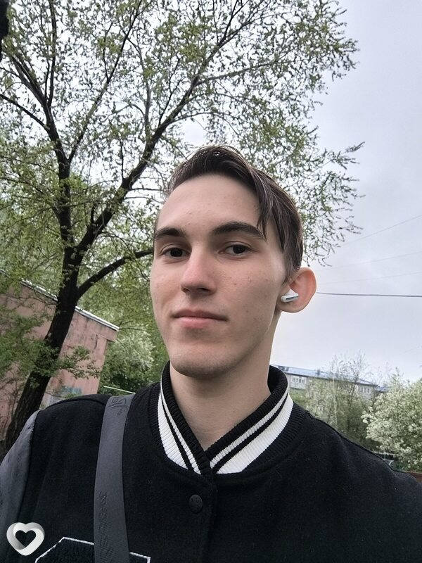 Фёдор, 21, Омске — анкета №2273307