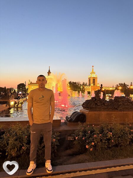 Олег, 41, Москве — анкета №2273209