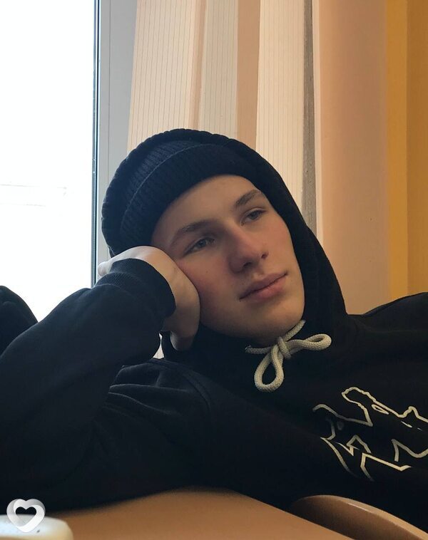 Ваня, 19, Гомеле — анкета №2273942