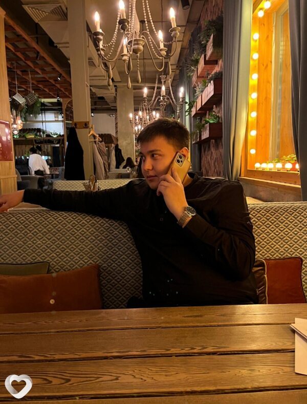 Максим, 25, Якутске — анкета №2274031