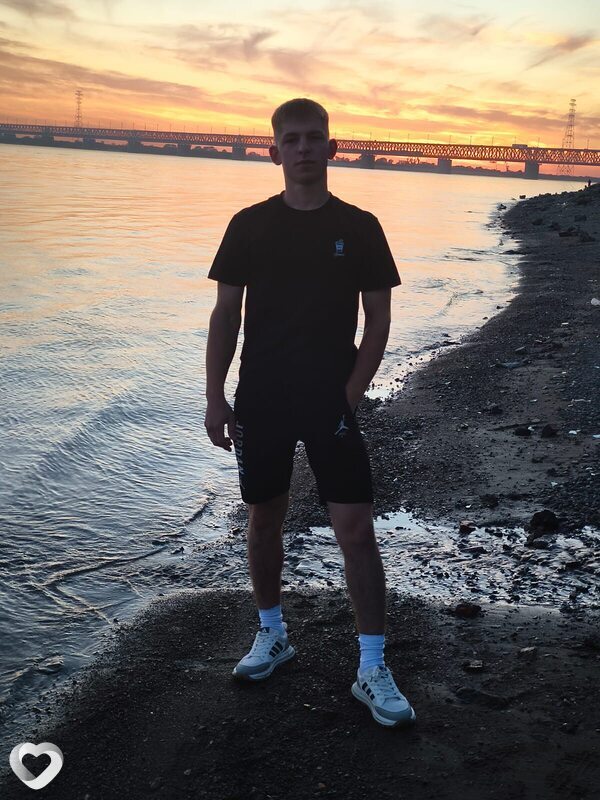 Александр, 23, Хабаровске — анкета №2274265