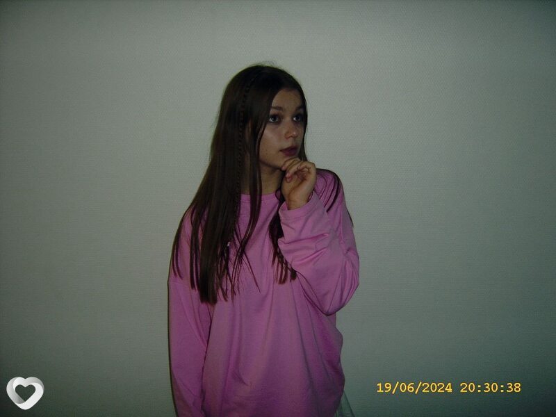 Юля, 19, Минске — анкета №2274384