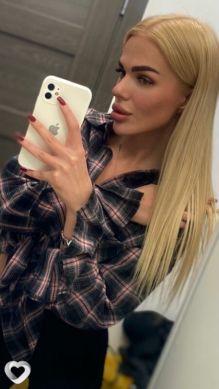 Марина, 27, Омске — анкета №2275126