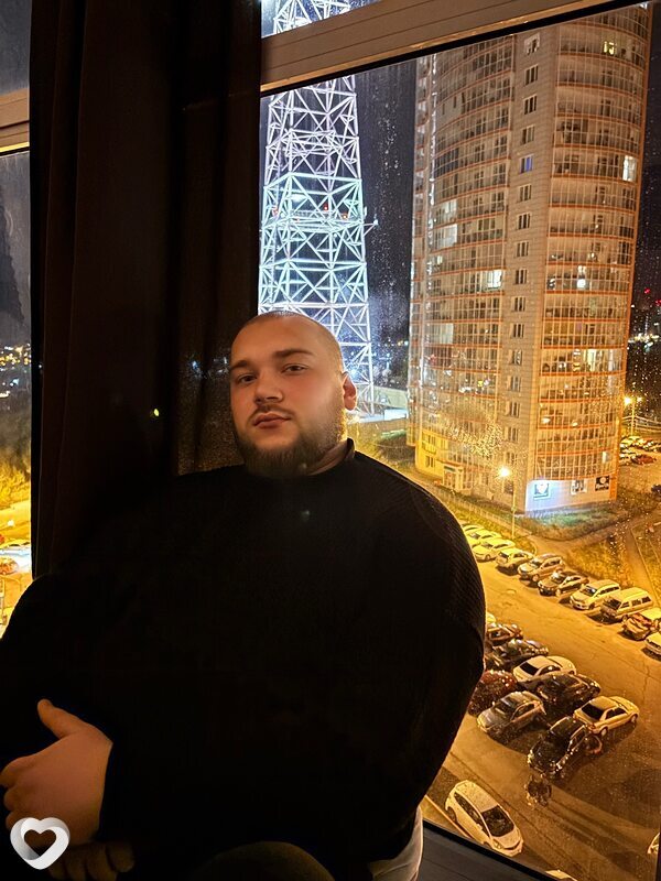 Антон, 21, Новосибирске — анкета №2275090