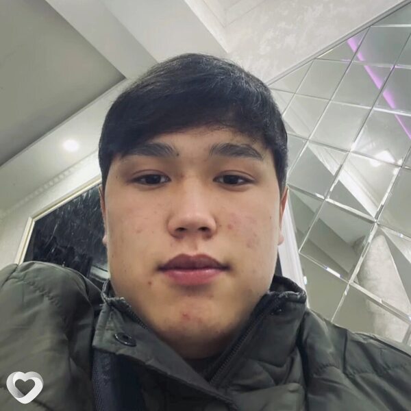 Эрлан, 21, Москве — анкета №2275183