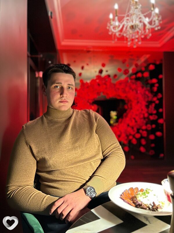 Alex, 26, Чернигове — анкета №2275394