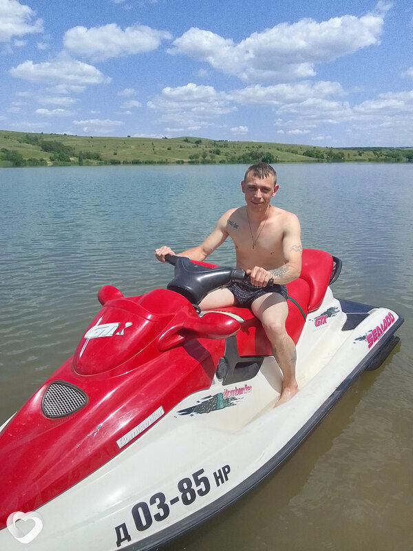 Alexey, 32, Торезе — анкета №2275609