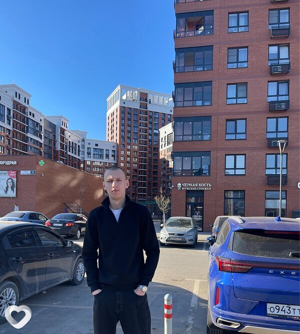 Артем, 21, Владивостоке — анкета №2275799