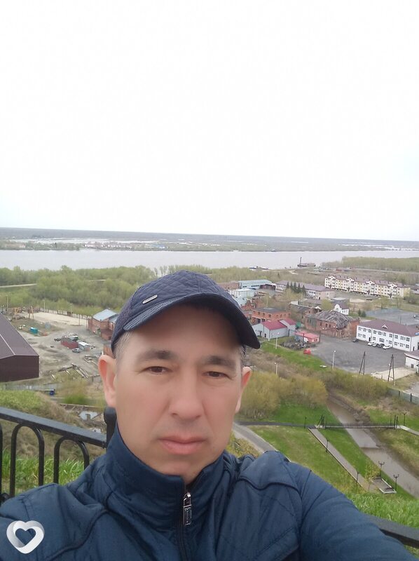 Икболжон, 39, Тобольске — анкета №2275832