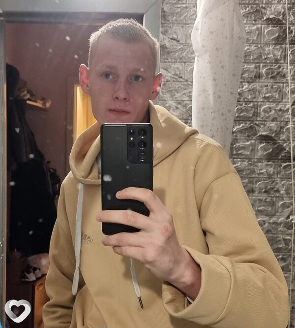 Вадим, 20, Кемерове — анкета №2276797