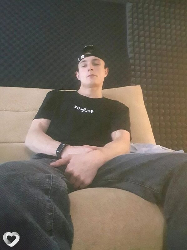 Алексей, 25, Миассе — анкета №2276454